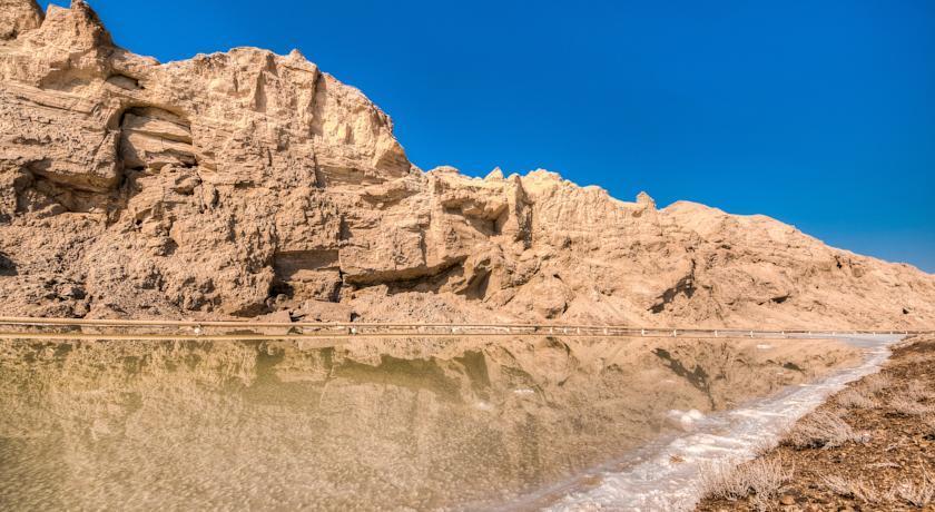 ホテル Oasis Negev アラド エクステリア 写真